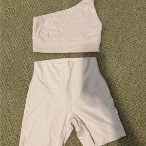 Lululemon align one strap bra and 6 inch biker shorts!